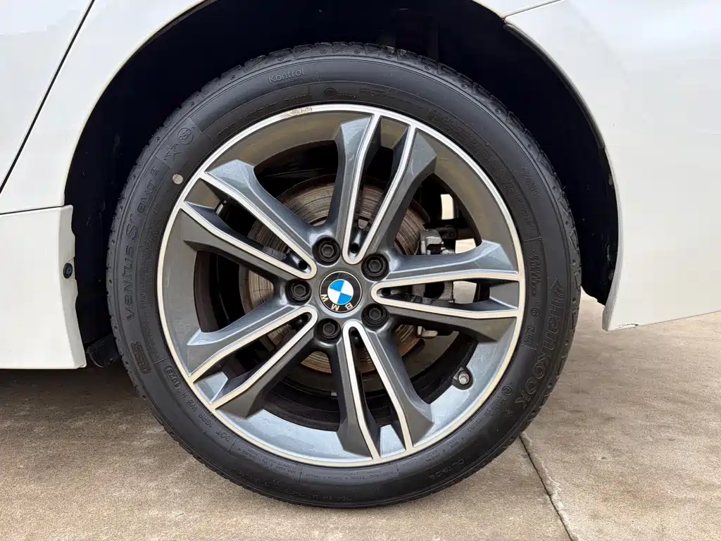BMW 1 Series — фото 21