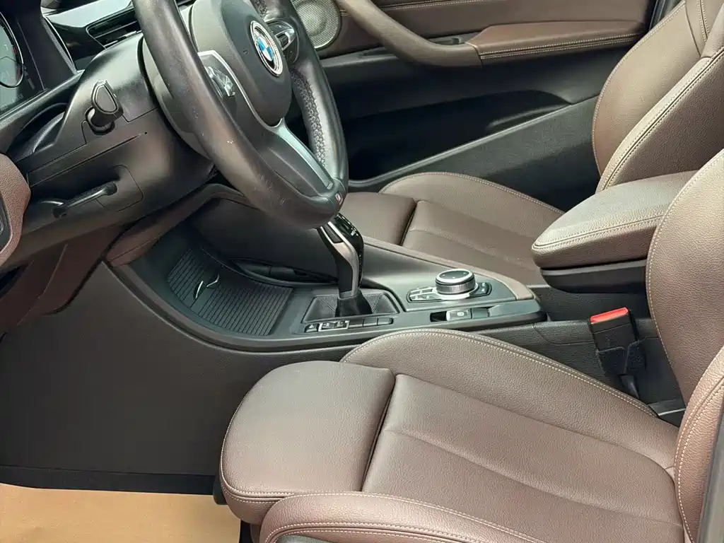 BMW X1 — фото 4