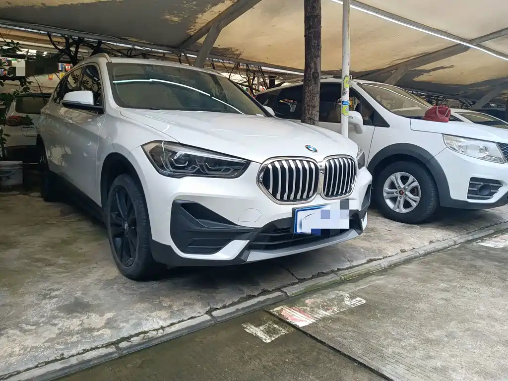 BMW X1 — фото 3