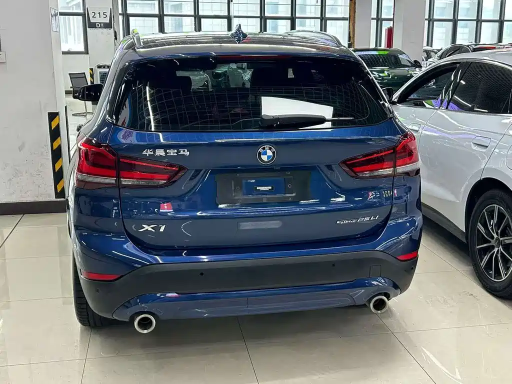 BMW X1 — фото 3