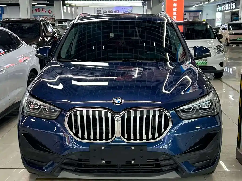 BMW X1 — фото 5