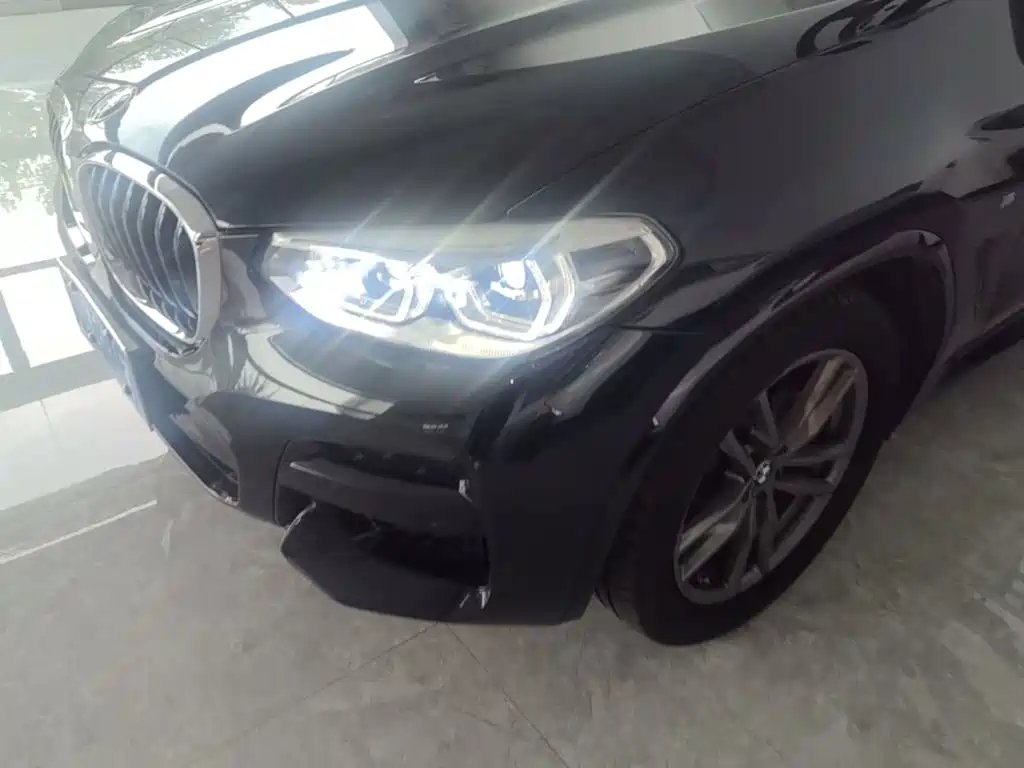 BMW X3 — фото 24