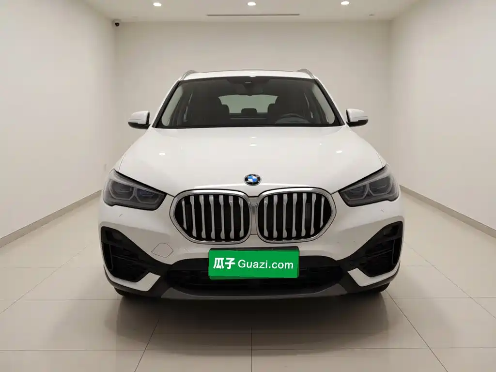 BMW X1 — фото 2