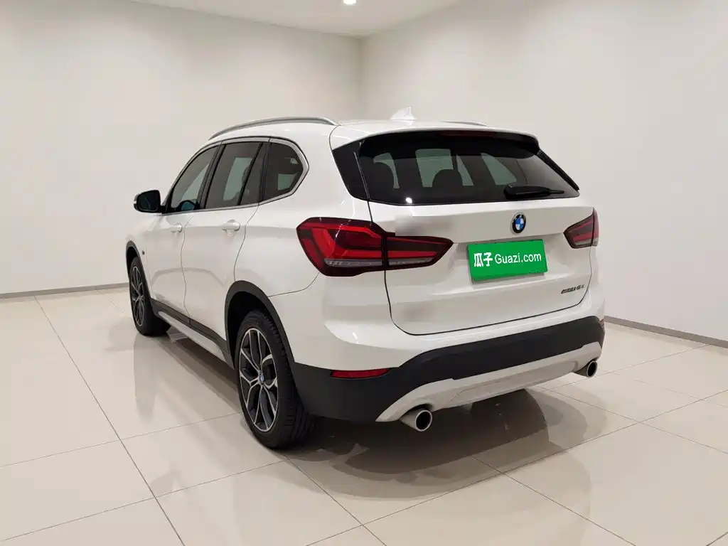 BMW X1 — фото 4