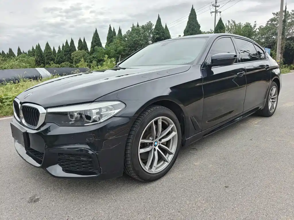 BMW 5 Series — фото 2