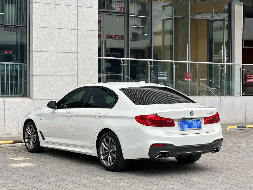BMW 5 Series (Import) — фото 6