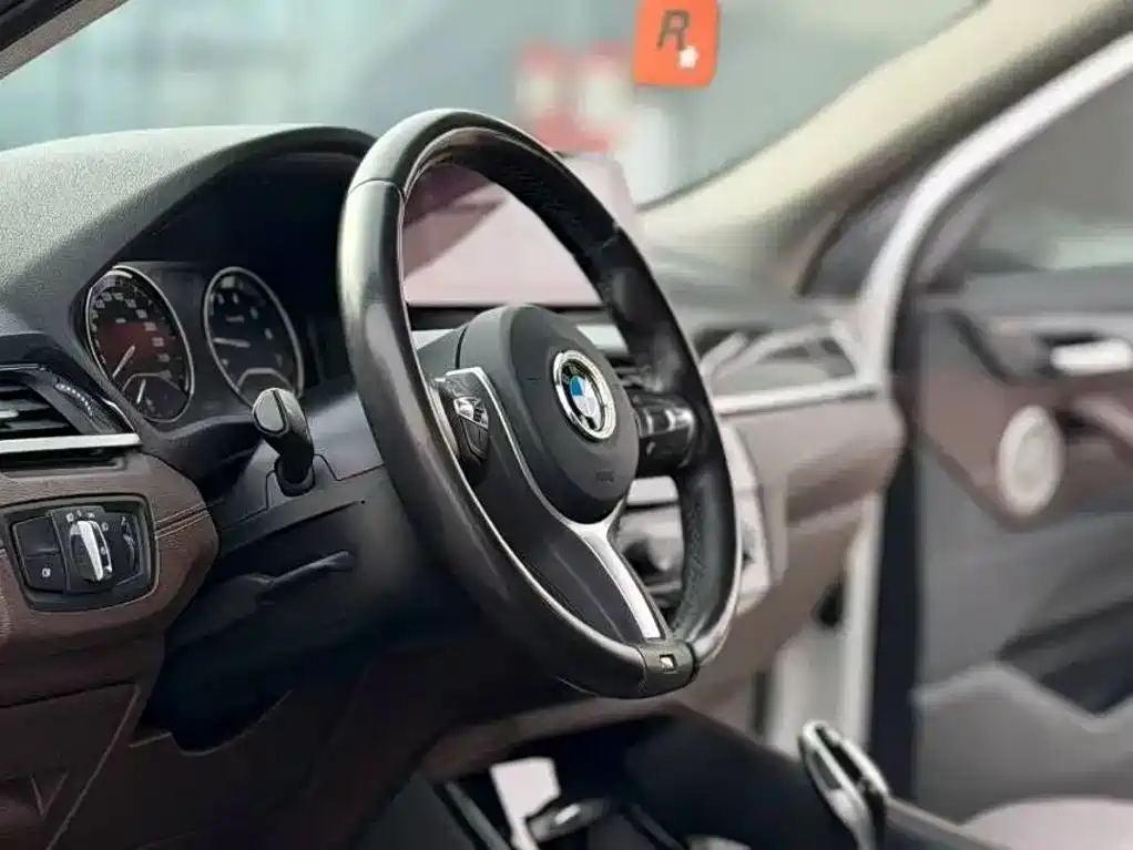 BMW X2 — фото 9