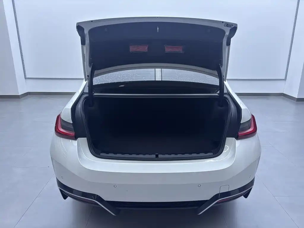 BMW i3 — фото 6