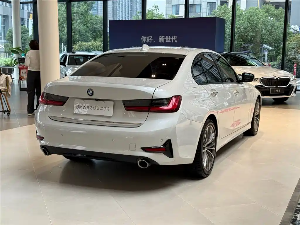 BMW 3 Series — фото 10