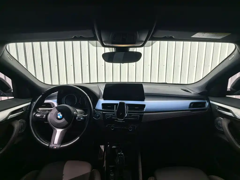 BMW X2 — фото 11