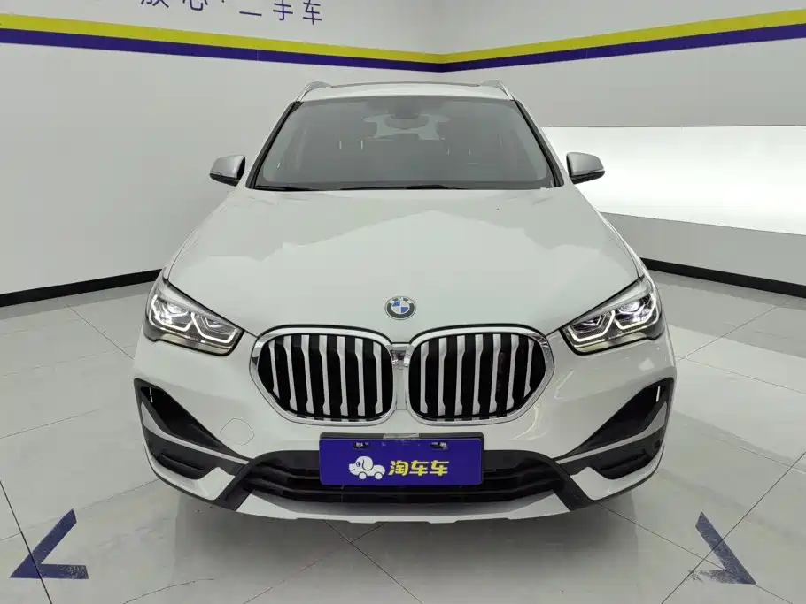 BMW X1 — фото 2
