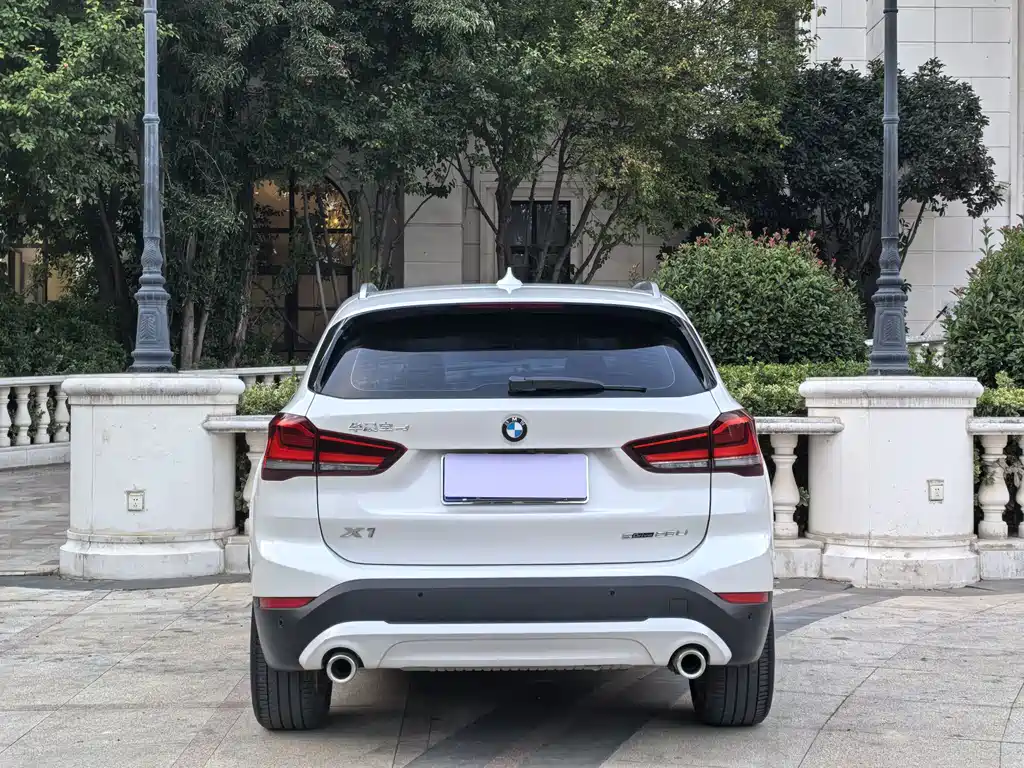 BMW X1 — фото 17