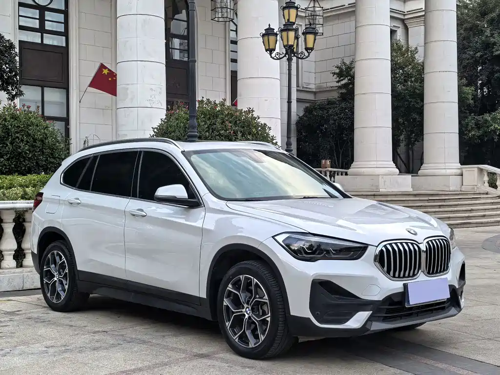 BMW X1 — фото 3