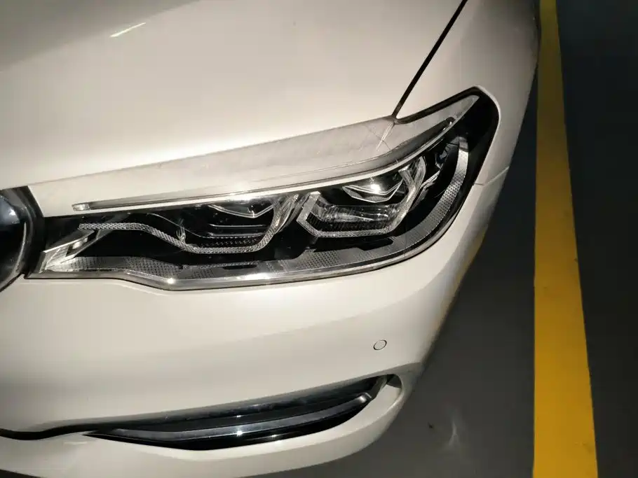BMW 5 Series New Energy — фото 5