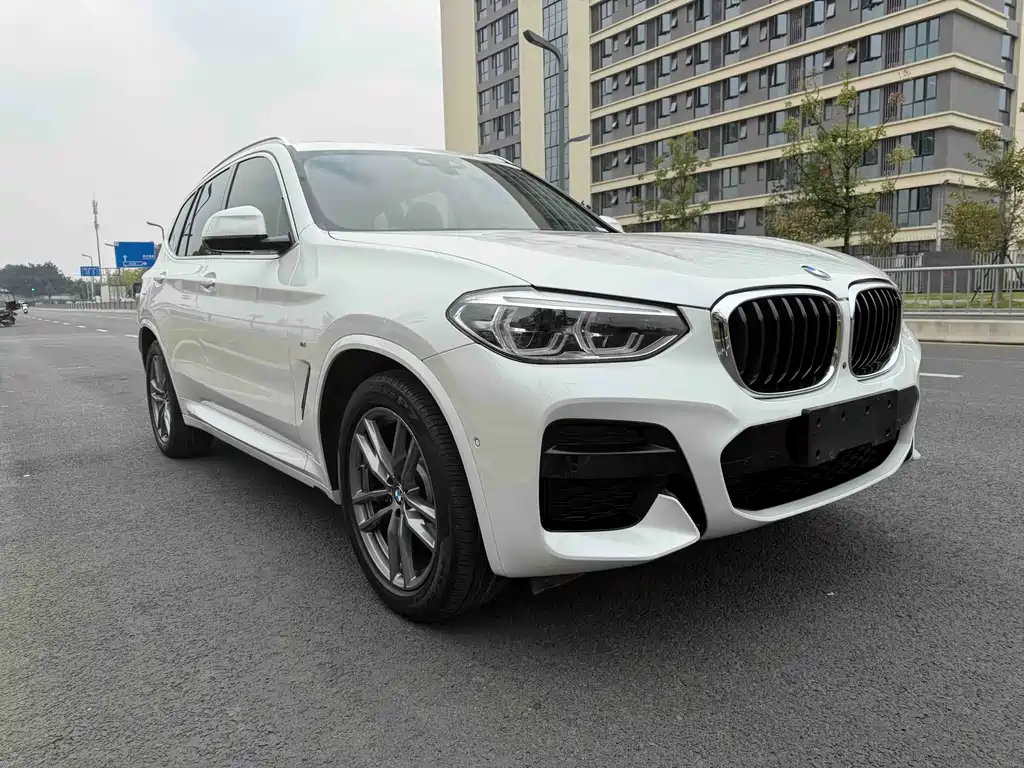 BMW X3 — фото 3