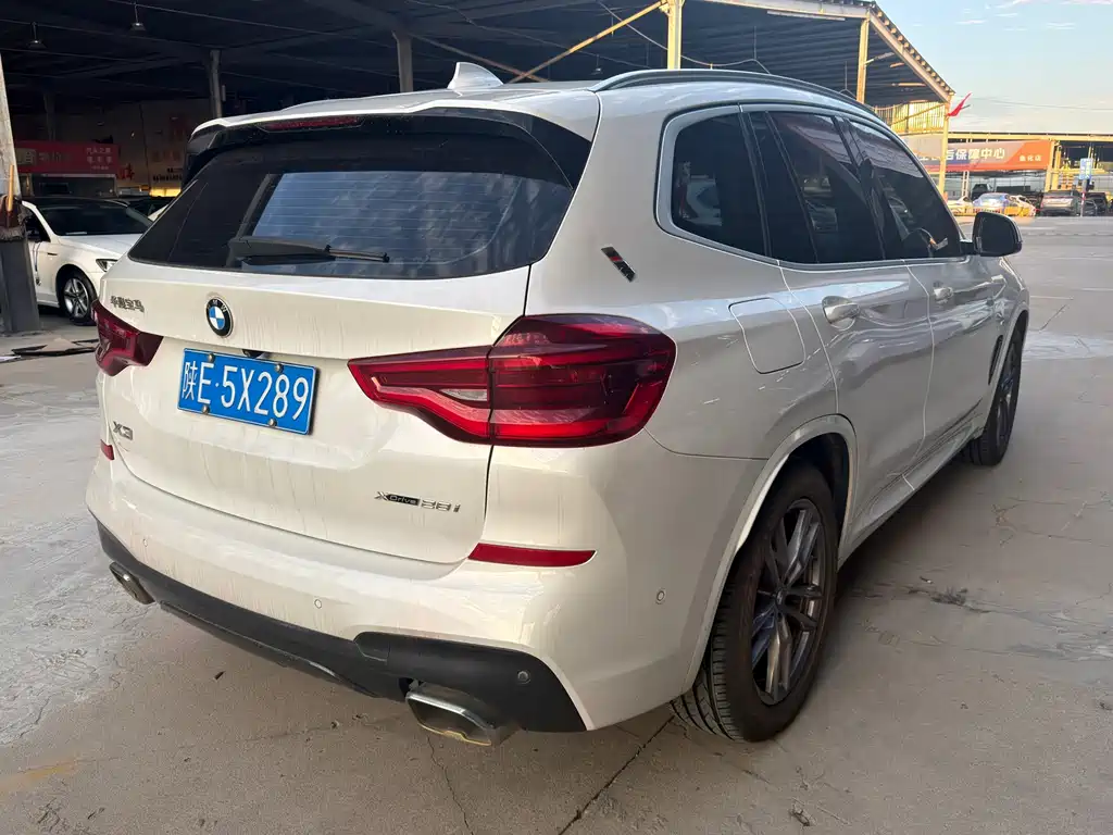 BMW X3 — фото 12