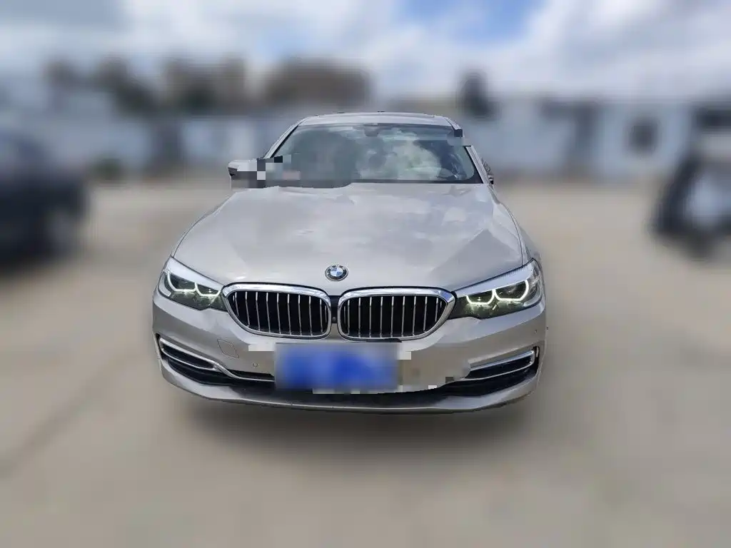 BMW 5 Series — фото 2