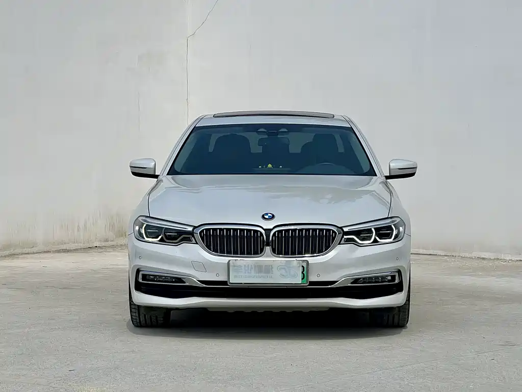 BMW 5 Series New Energy — фото 2