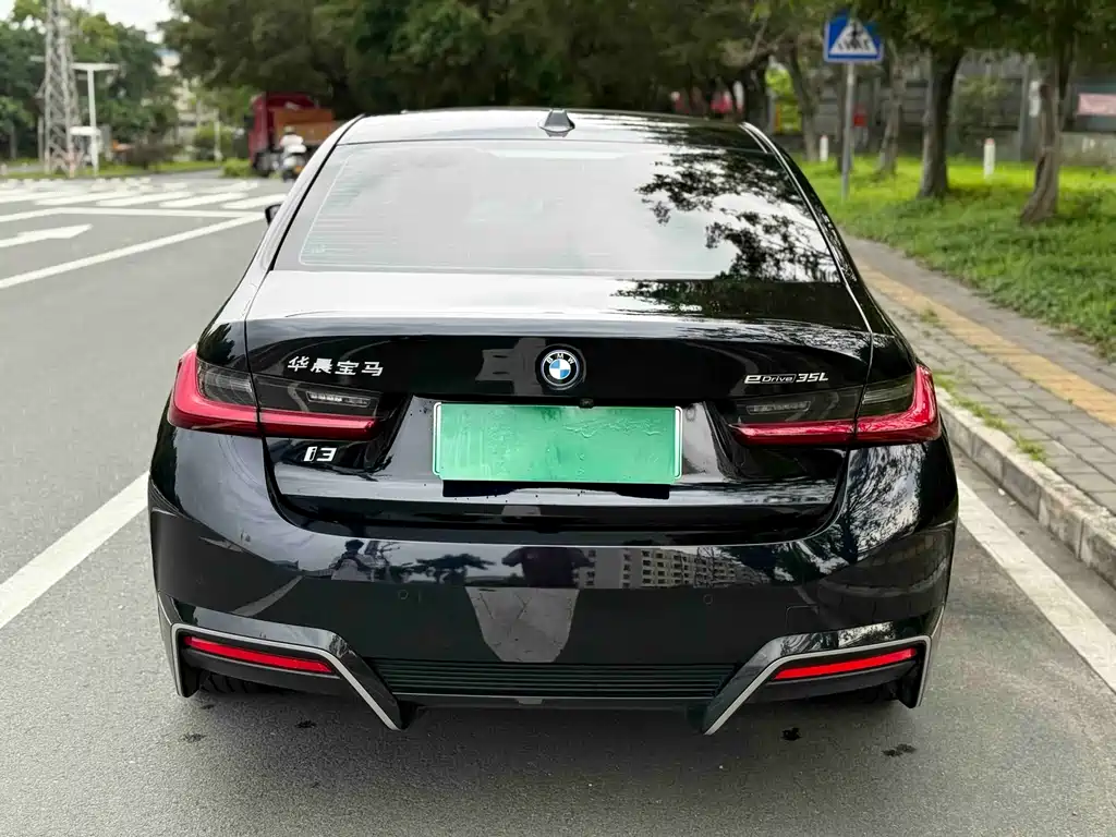 BMW i3 — фото 5
