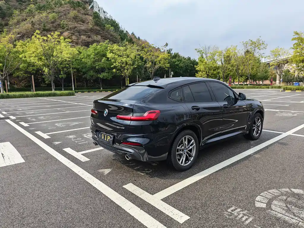 BMW X4 — фото 9