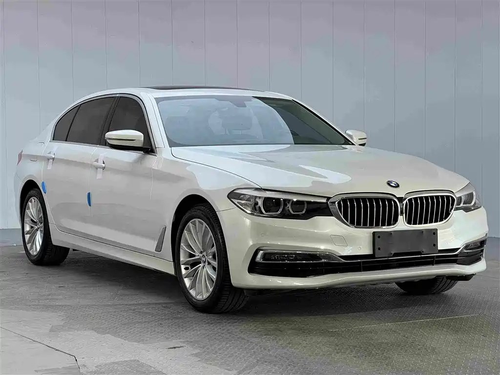 BMW 5 Series — фото 2