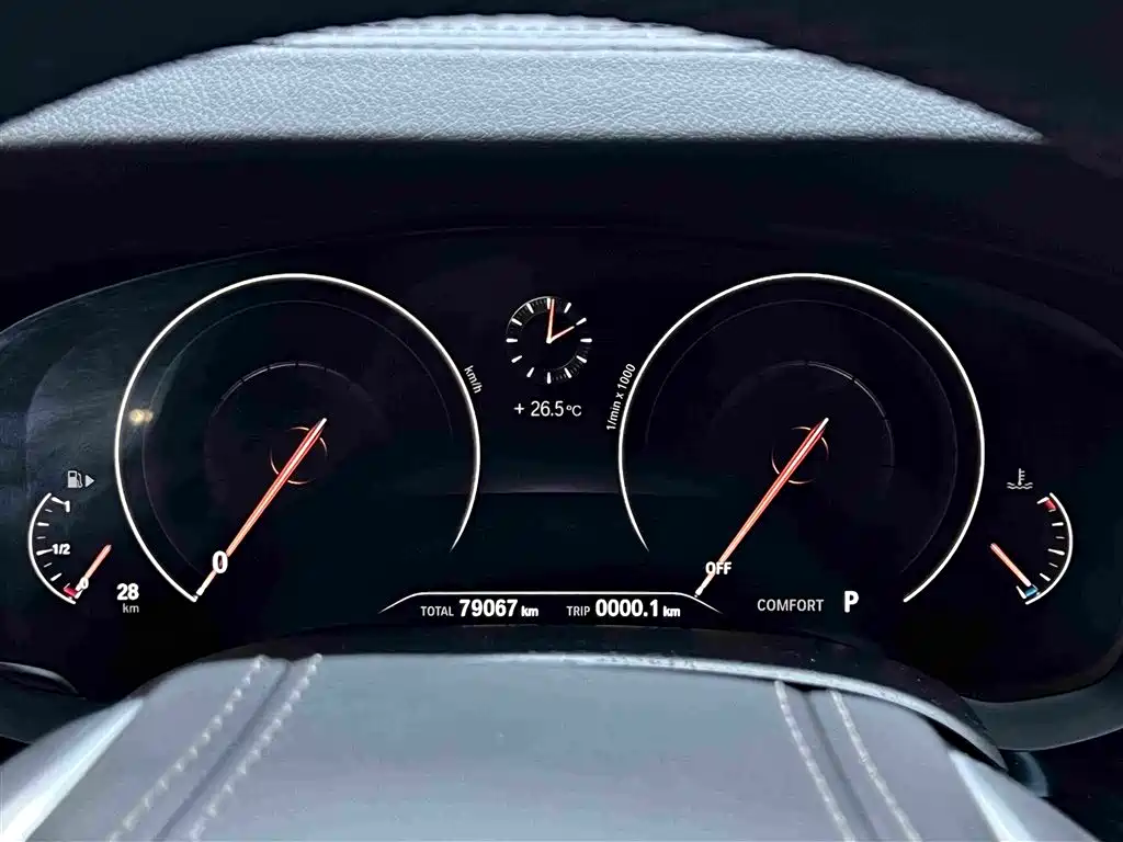 BMW 5 Series — фото 10