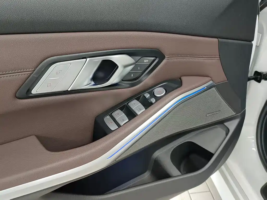 BMW 3 Series — фото 15