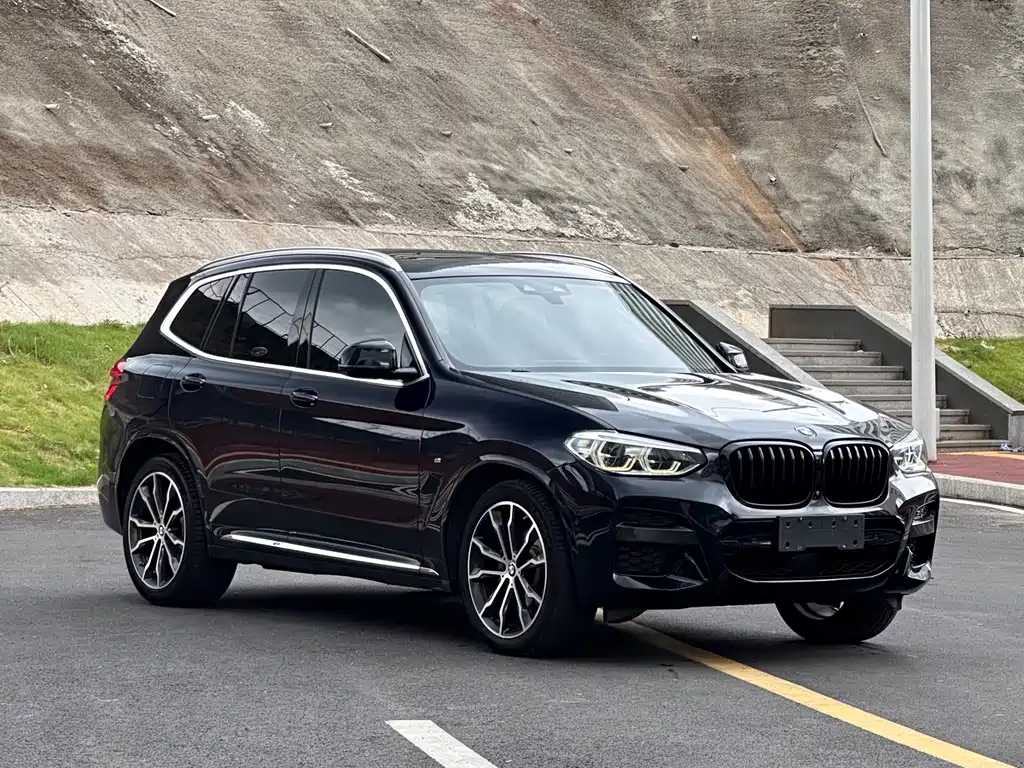 BMW X3 — фото 3