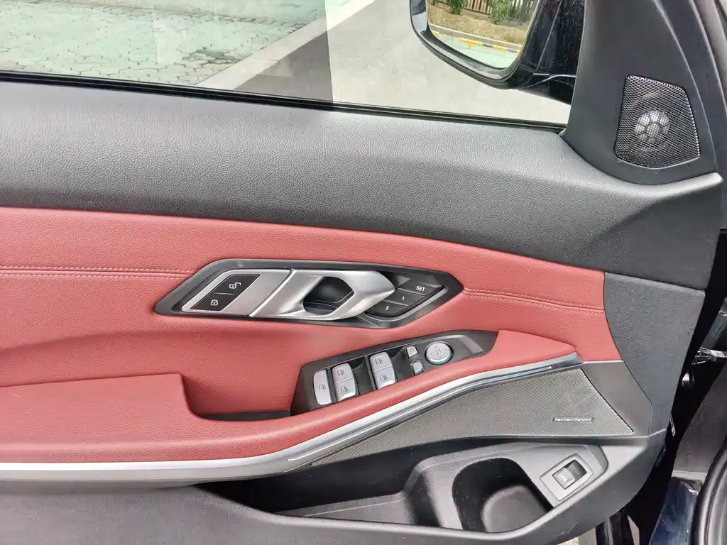 BMW 3 Series — фото 11