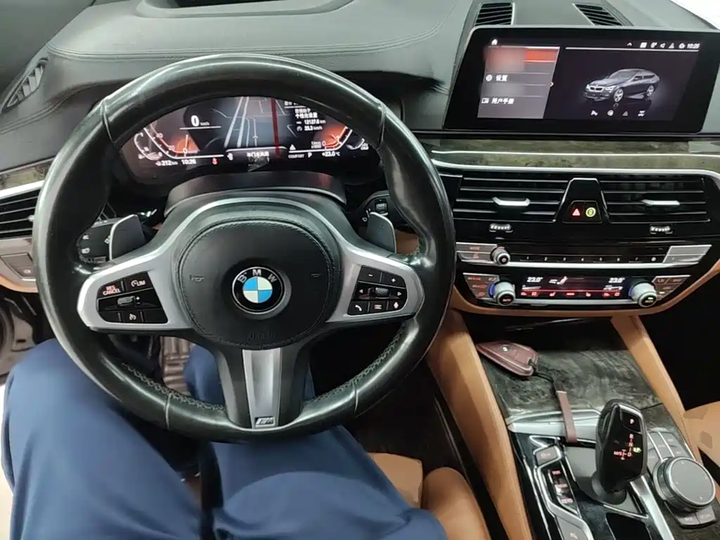 BMW 6 Series GT — фото 10