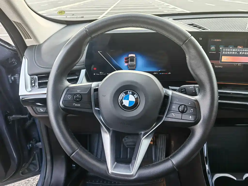 BMW X1 — фото 23