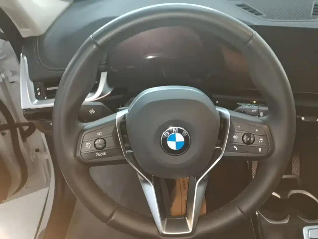 BMW X1 — фото 11