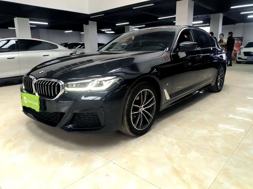 BMW 5 Series — фото 2