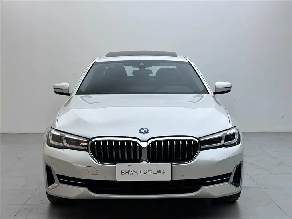 BMW 5 Series — фото 2