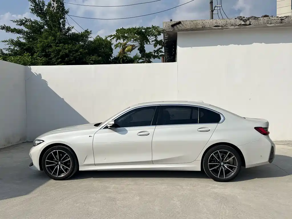 BMW 3 Series — фото 12