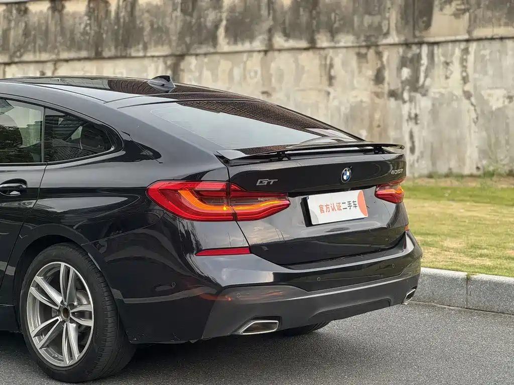BMW 6 Series GT — фото 9