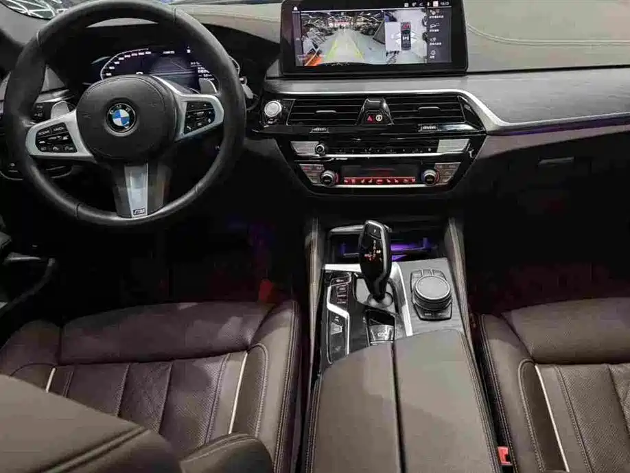 BMW 5 Series — фото 8
