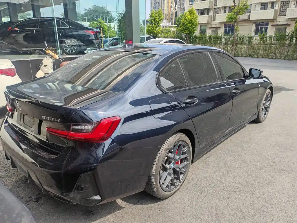 BMW 3 Series — фото 11
