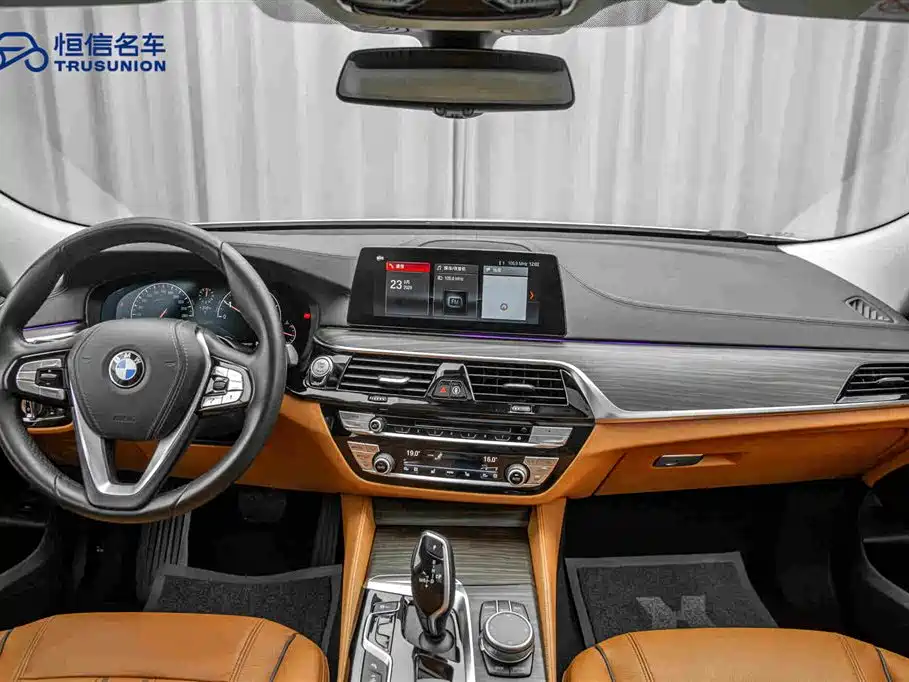 BMW 6 Series GT — фото 13