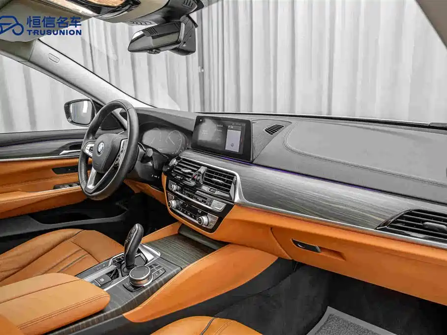 BMW 6 Series GT — фото 14