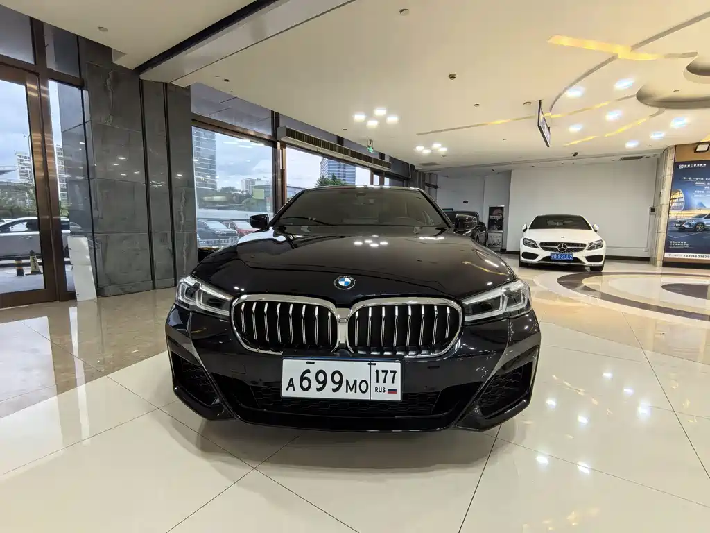 BMW 5 Series — фото 2