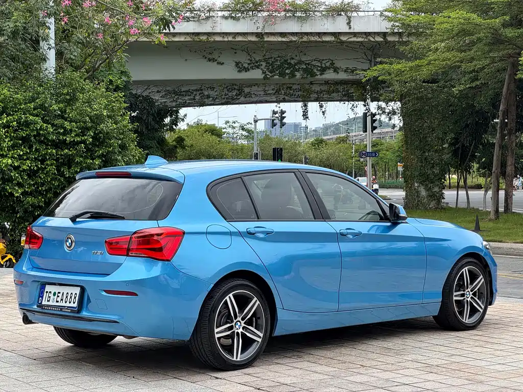 BMW 1 Series (Import) — фото 4
