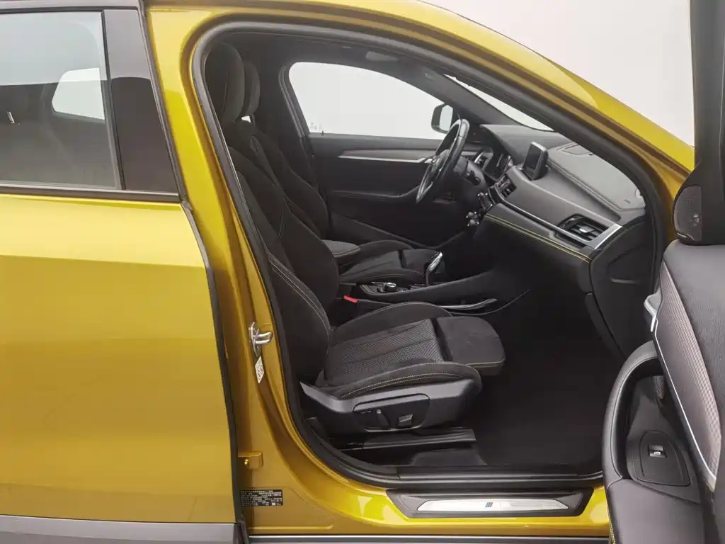 BMW X2 (Import) — фото 23