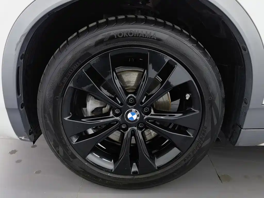 BMW X2 — фото 17