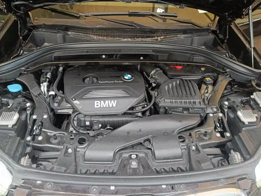 BMW X1 — фото 10