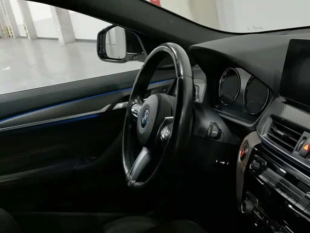 BMW X2 — фото 22
