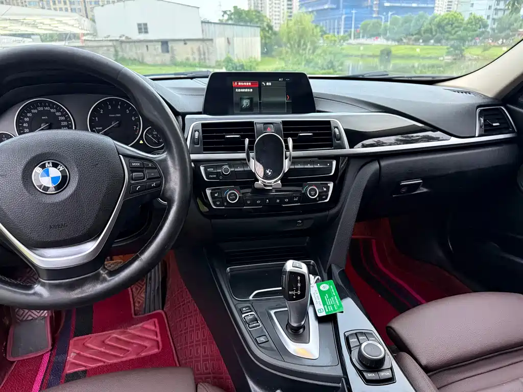 BMW 3 Series — фото 11