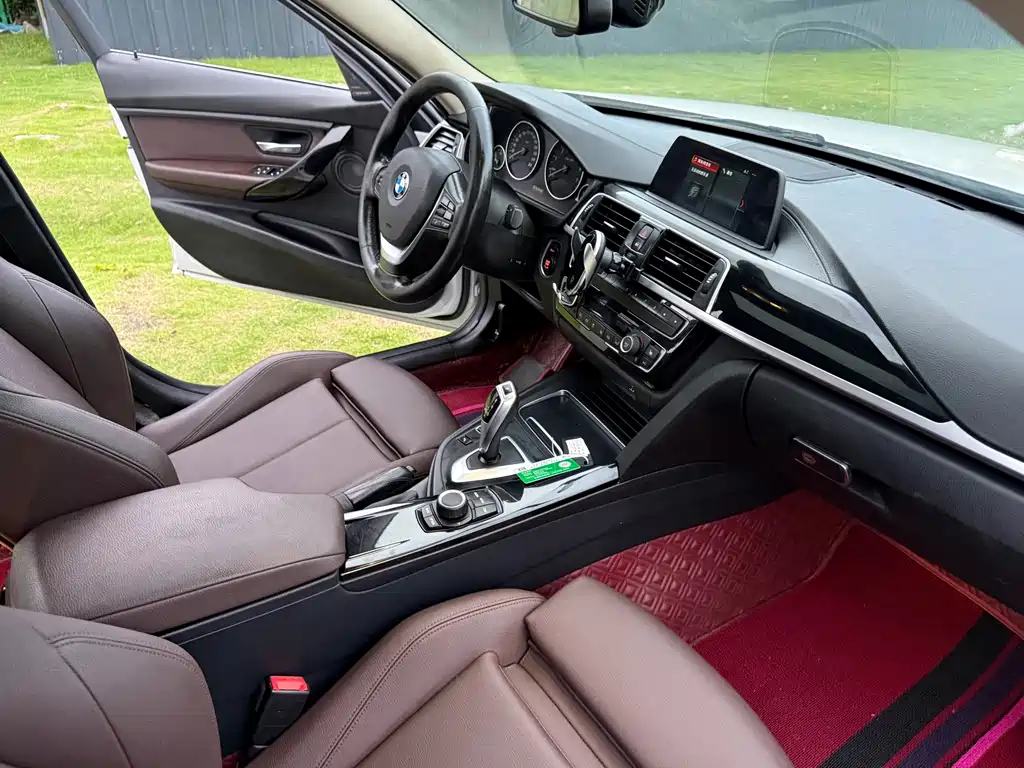 BMW 3 Series — фото 13