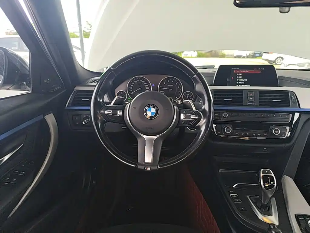 BMW 3 Series — фото 11