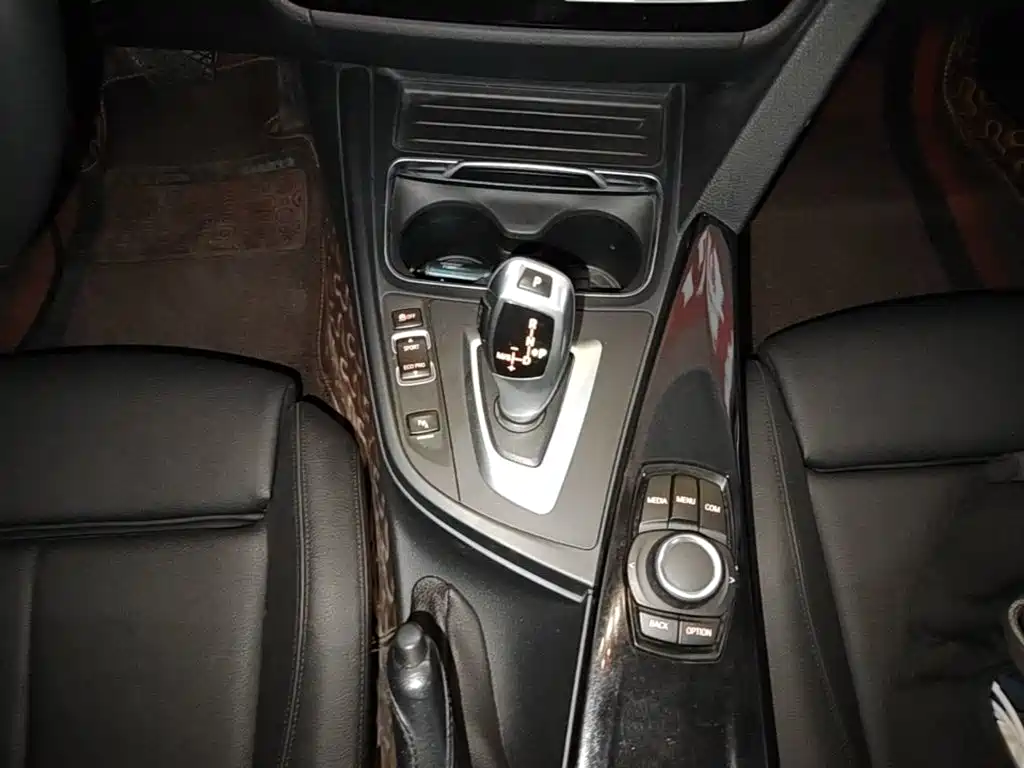 BMW 3 Series — фото 14